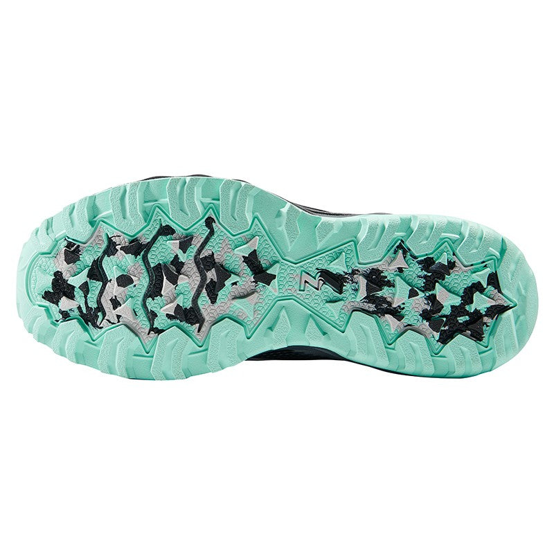 W 361-Yushan 3 - Oyster/Black